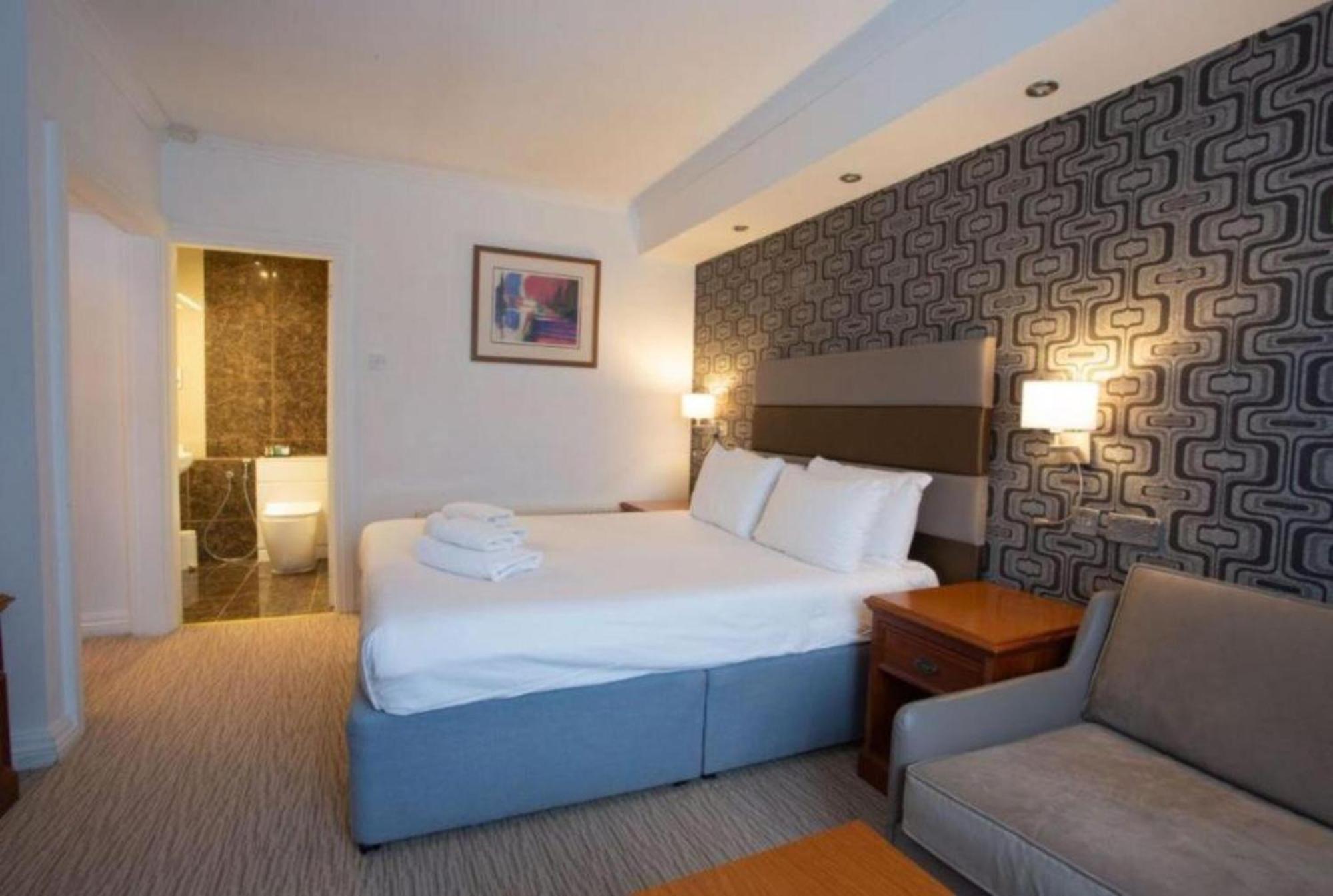 Tong Park Hotel Buitenkant foto