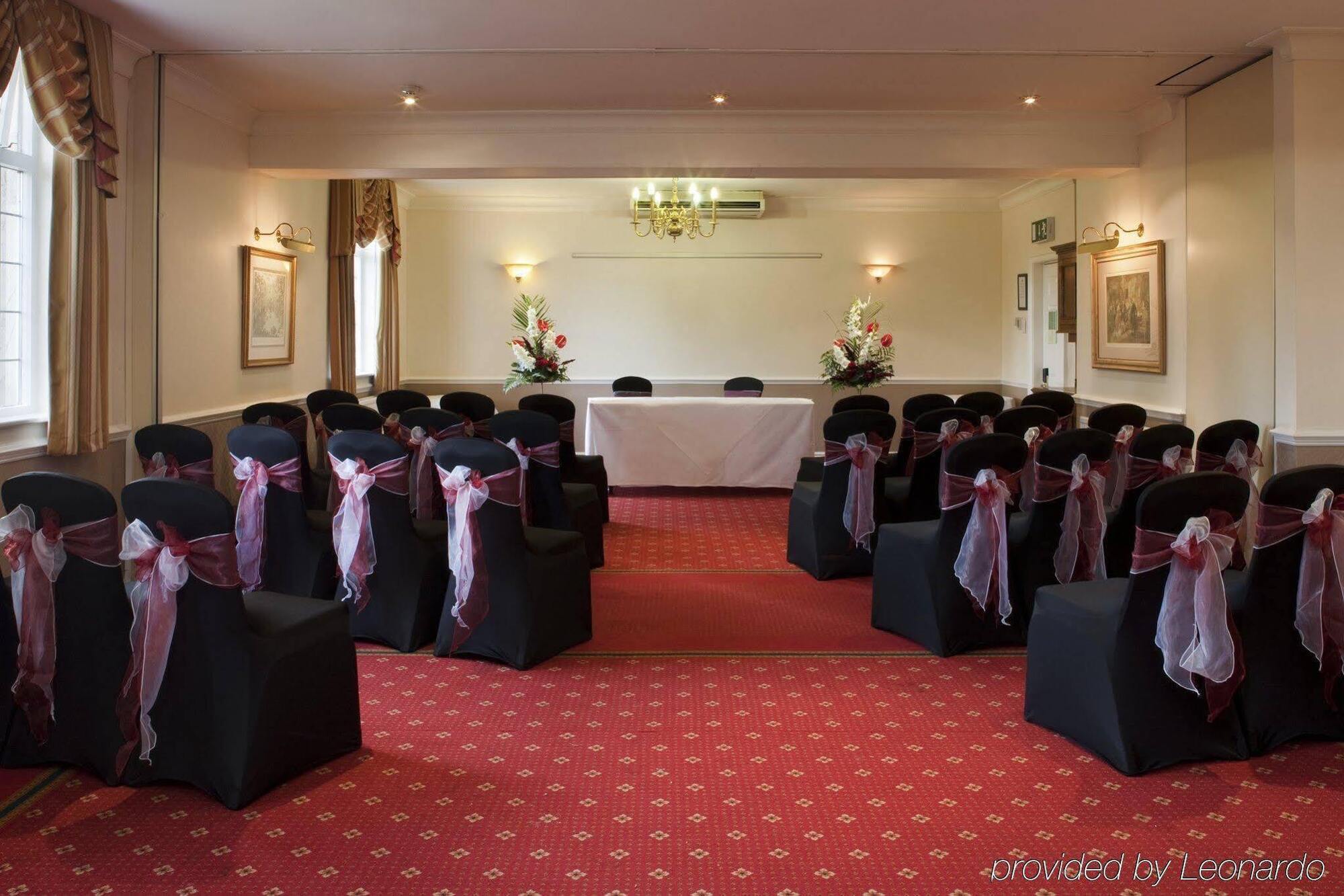 Tong Park Hotel Buitenkant foto