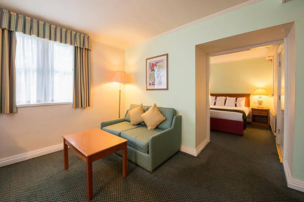 Tong Park Hotel Buitenkant foto